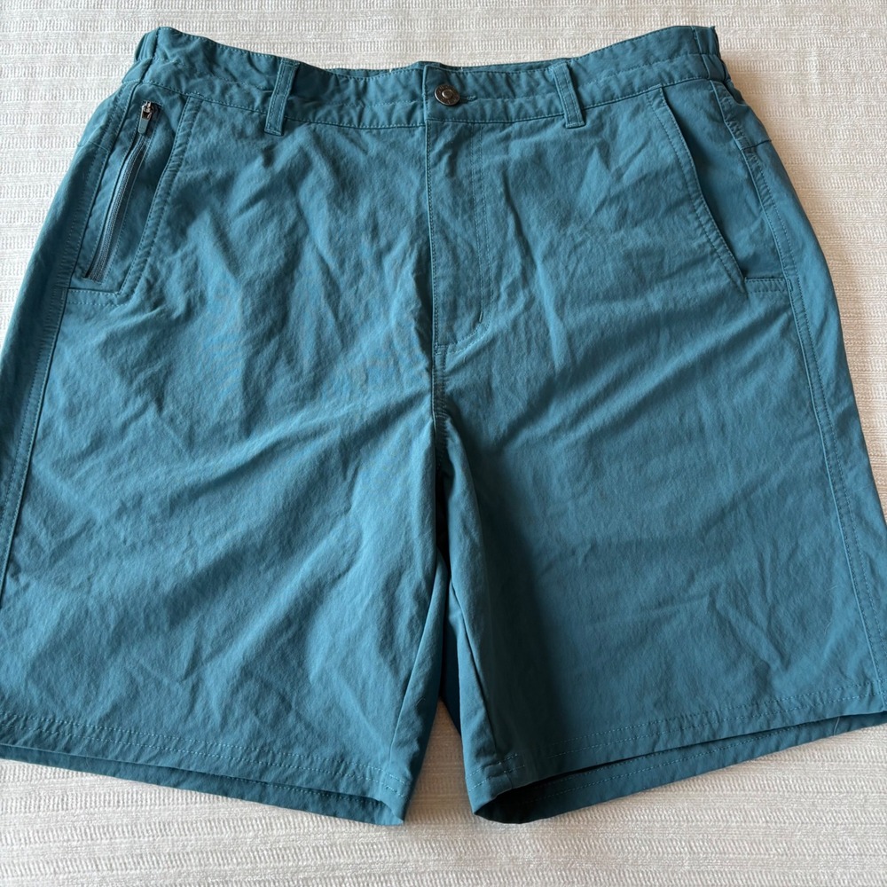 Duck Camp Scout Shorts Medium Teal Blue Green Hiking Fishing Outdoor Stretch